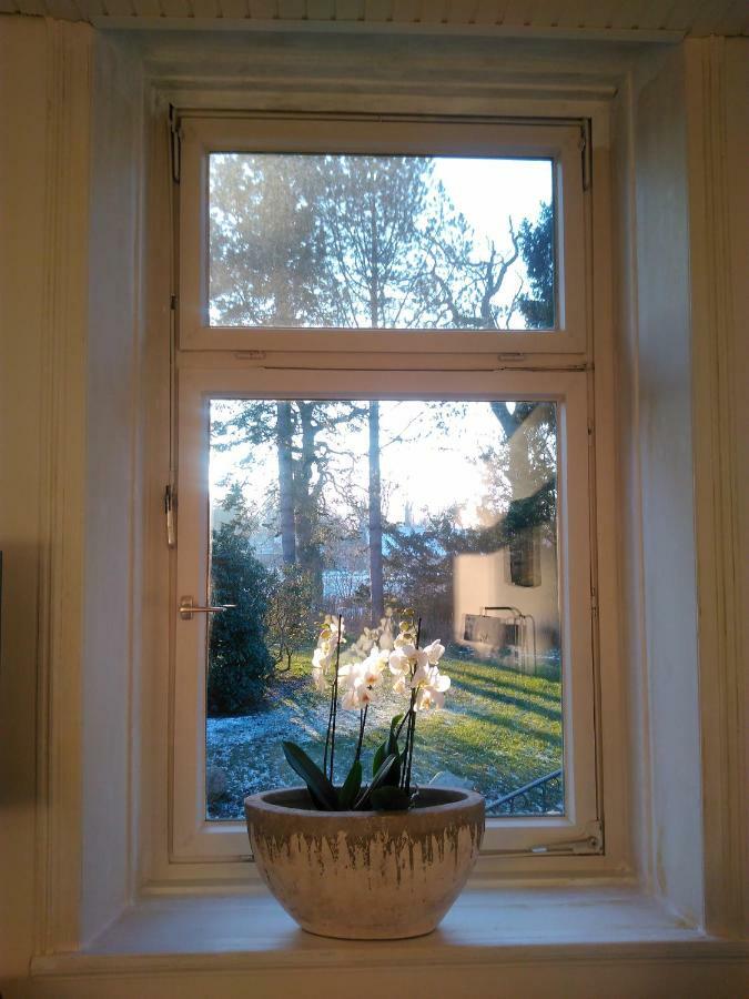 4 Sterne Wohnen "Zum Alten Forsthof" Am Schlosspark, App 1 "Smuck Und Groot" Eutin Exterior photo